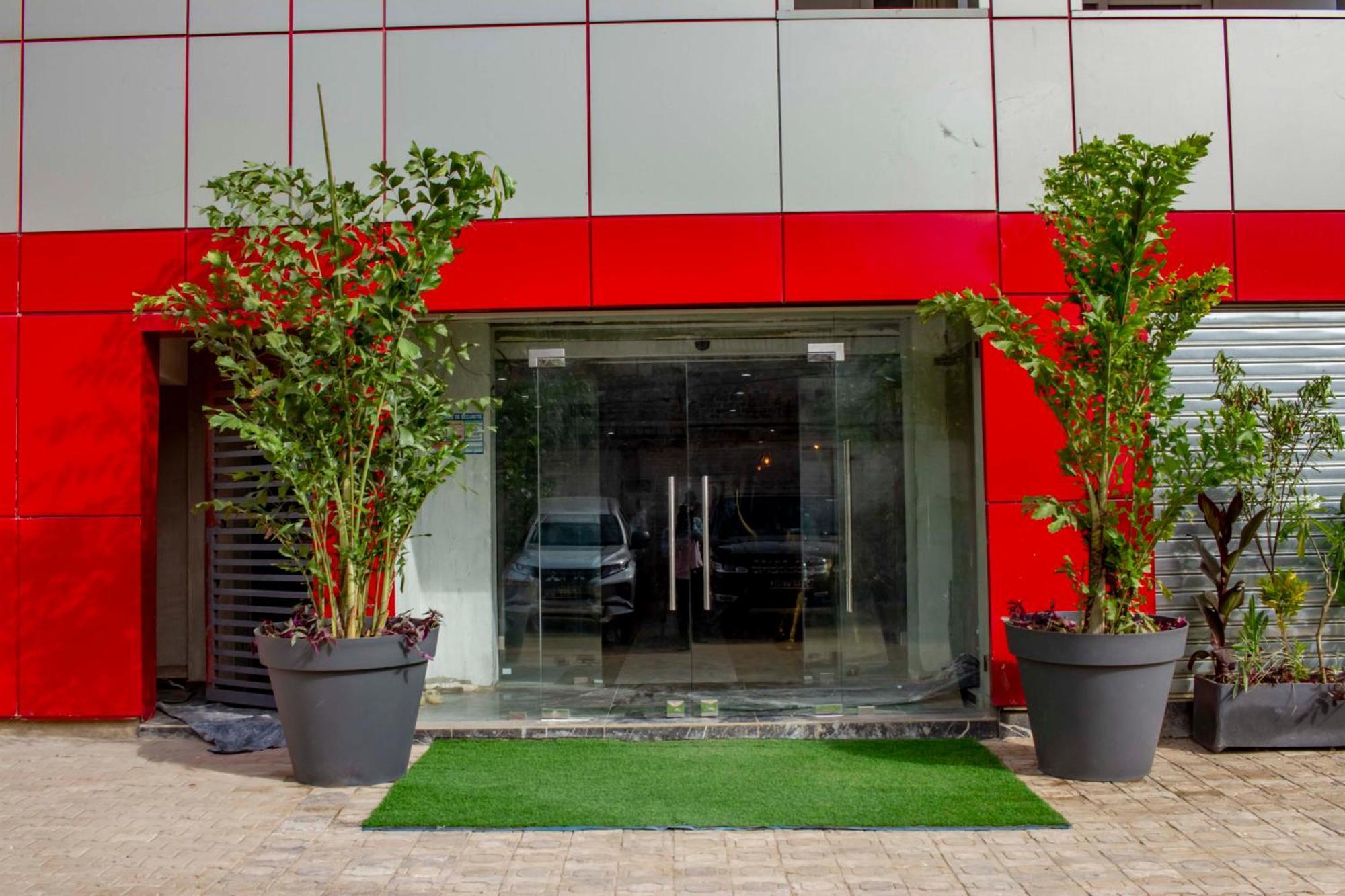 Sana Hotel Abidjan Exterior photo